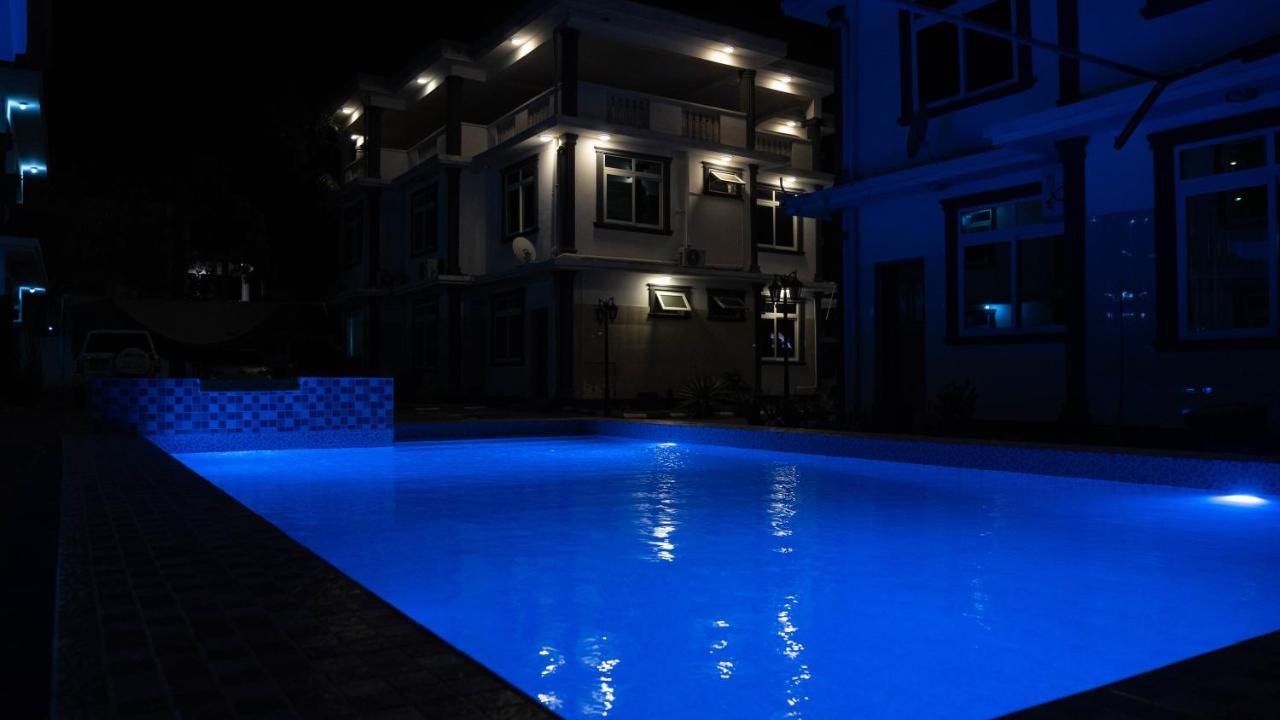 Luxury Beach Villa Inn ดาร์เอสซาลาม ภายนอก รูปภาพ