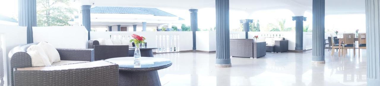 Luxury Beach Villa Inn ดาร์เอสซาลาม ภายนอก รูปภาพ